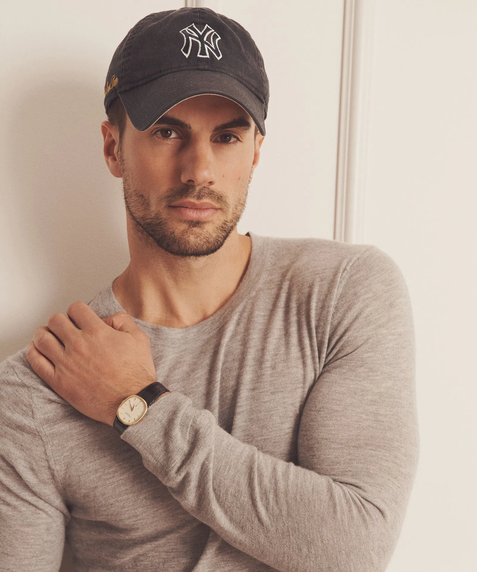 Super Fine Cashmere Long Sleeve Crewneck