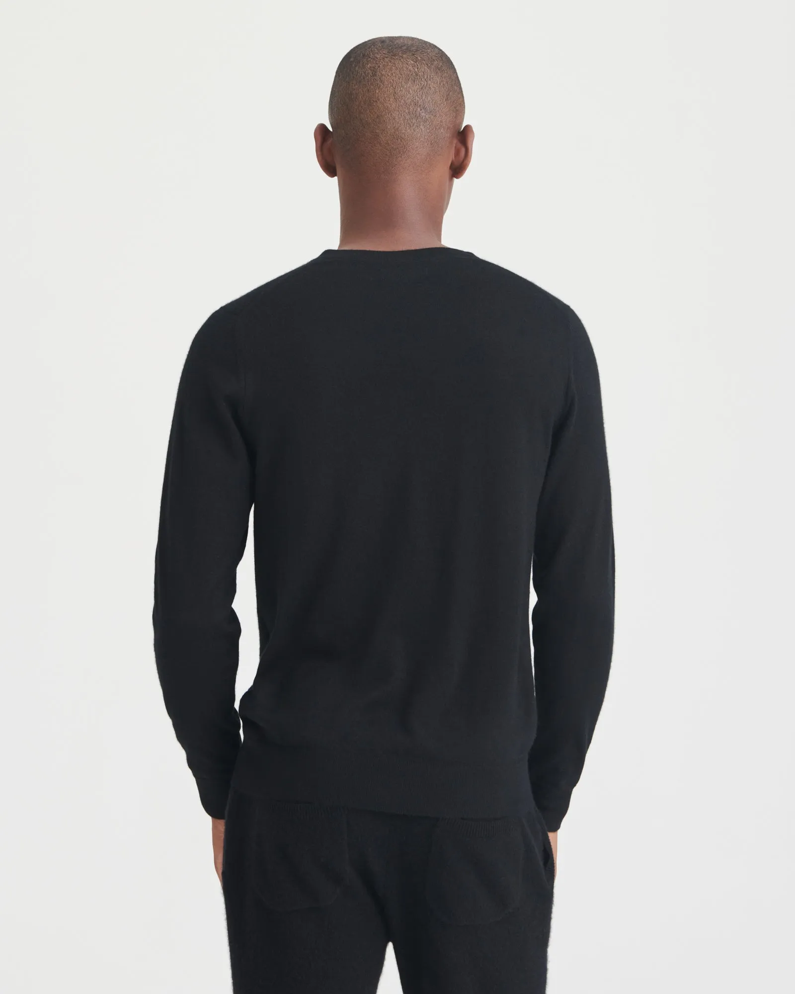 Super Fine Cashmere Long Sleeve V-Neck