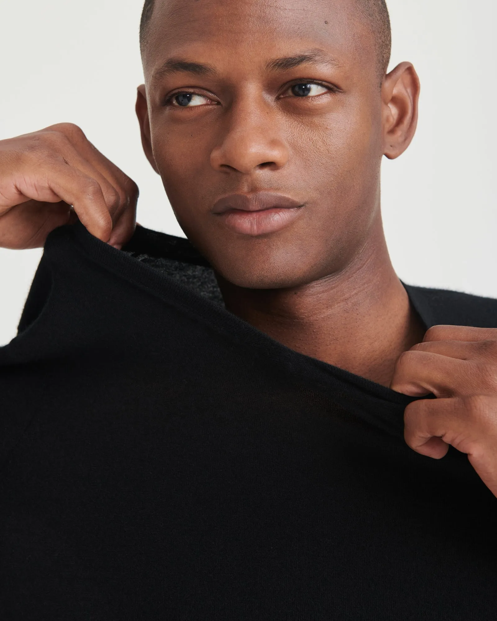 Super Fine Cashmere Long Sleeve V-Neck